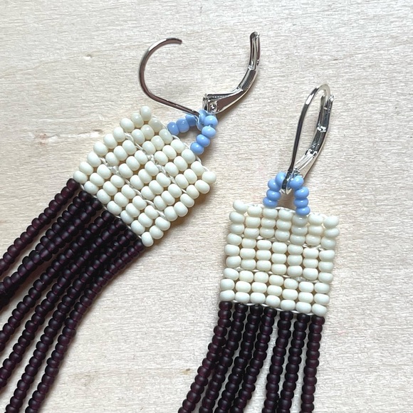 HANDMADE GLASS EARRINGS | Mini Beacon Handwoven Small Batch Earrings in O’Keeffe - Picture 4 of 5